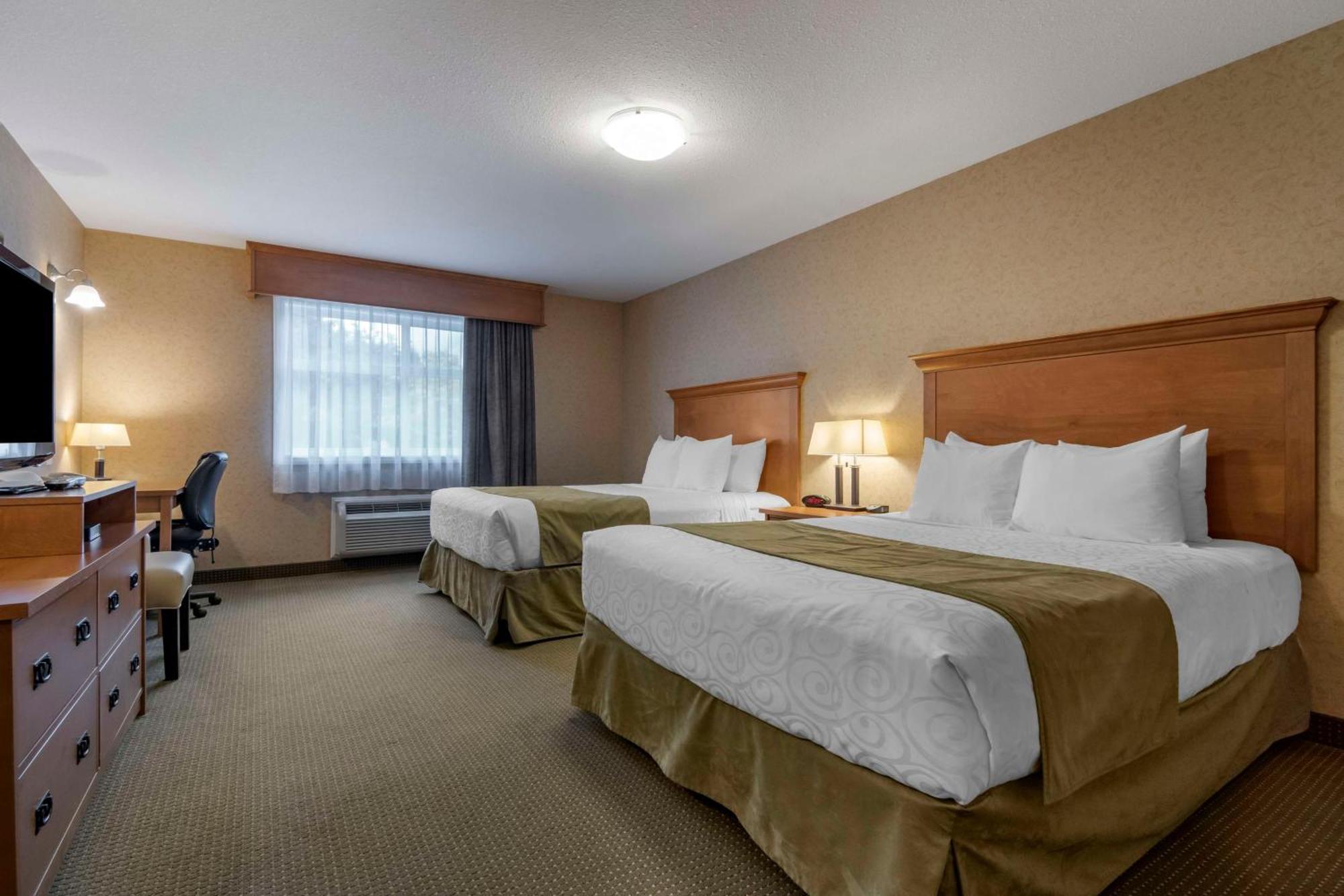 Best Western Sicamous Inn Экстерьер фото