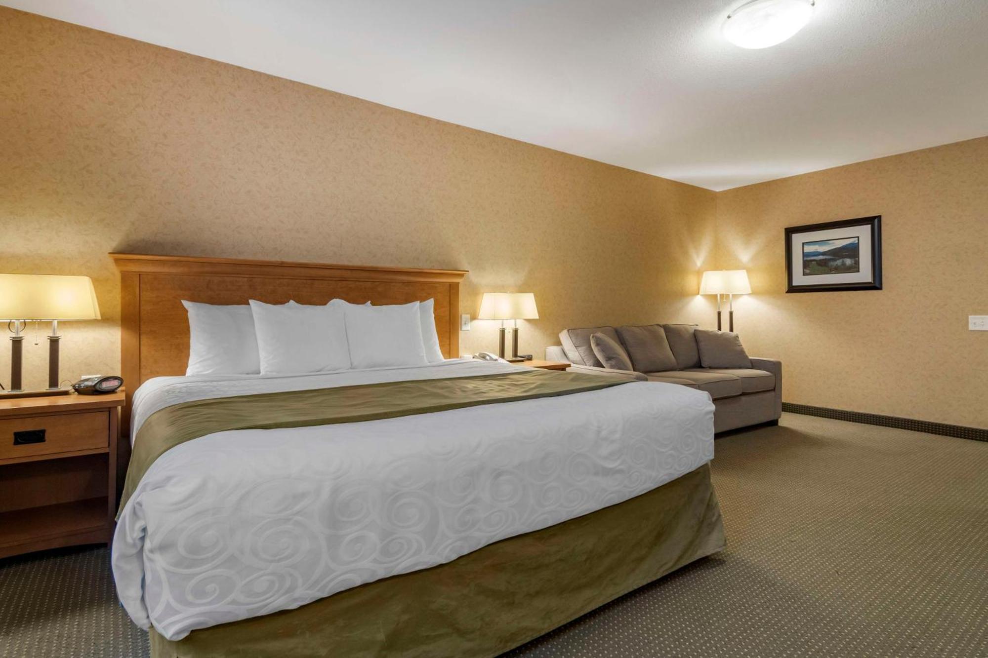 Best Western Sicamous Inn Экстерьер фото